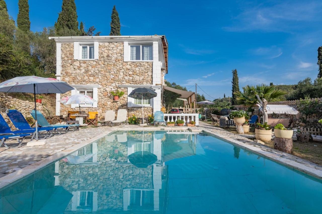 Stelios Stone House Sinarades Villa Kouramádes Exterior photo