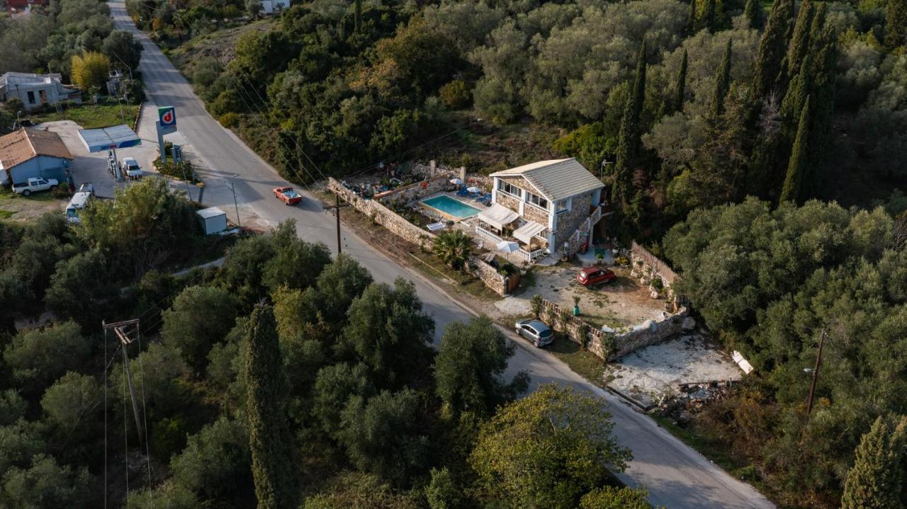 Stelios Stone House Sinarades Villa Kouramádes Exterior photo